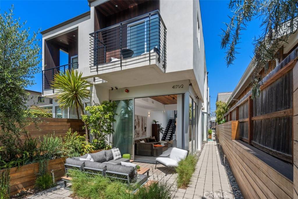 Venice, CA 90291,417 Sunset AVE #1.2