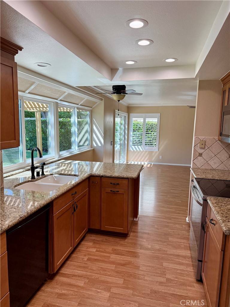 Lake Forest, CA 92630,22915 Hazelwood