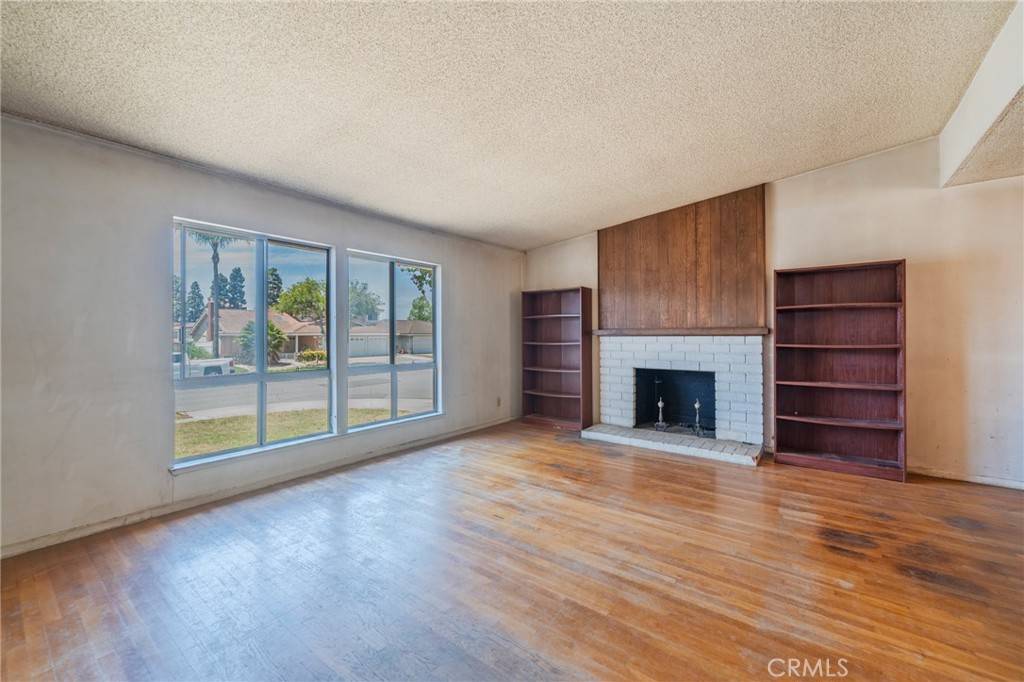Fountain Valley, CA 92708,17300 Buttonwood ST