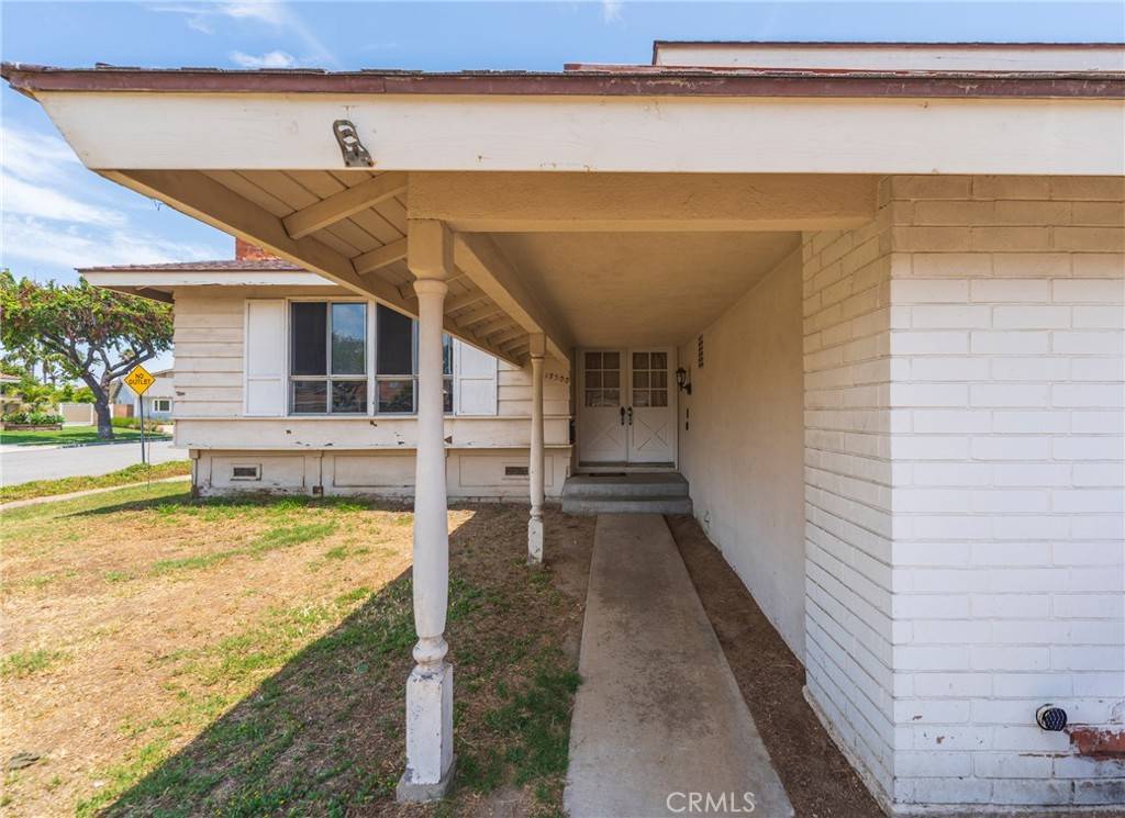 Fountain Valley, CA 92708,17300 Buttonwood ST
