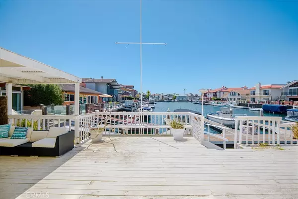 Huntington Beach, CA 92649,16781 Edgewater LN