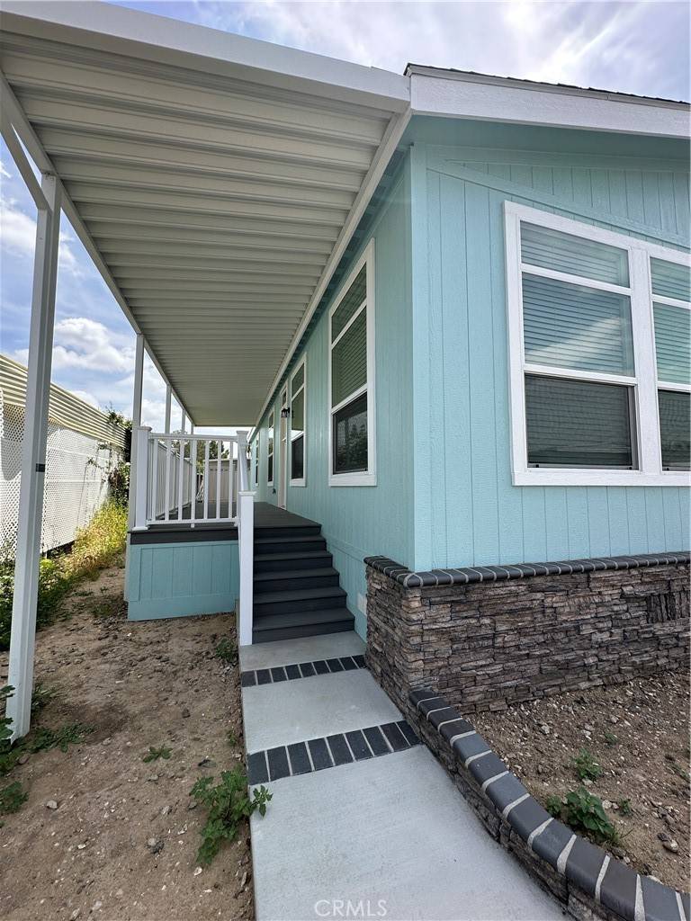 Canoga Park, CA 91304,8800 Eton AVE #61