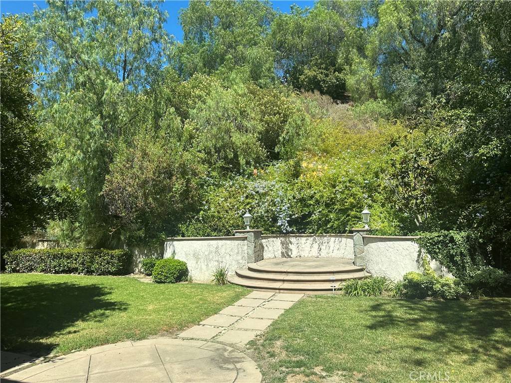 Yorba Linda, CA 92887,20639 Circulo Loma