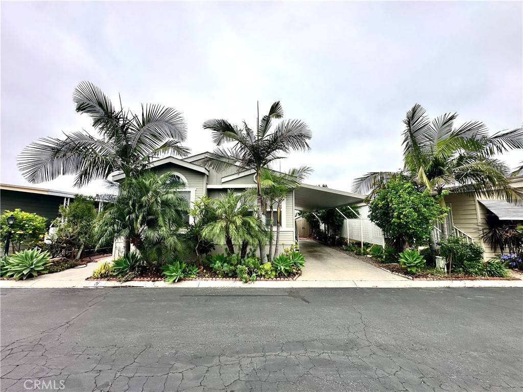 8200 Bolsa AVE #5, Midway City, CA 92655