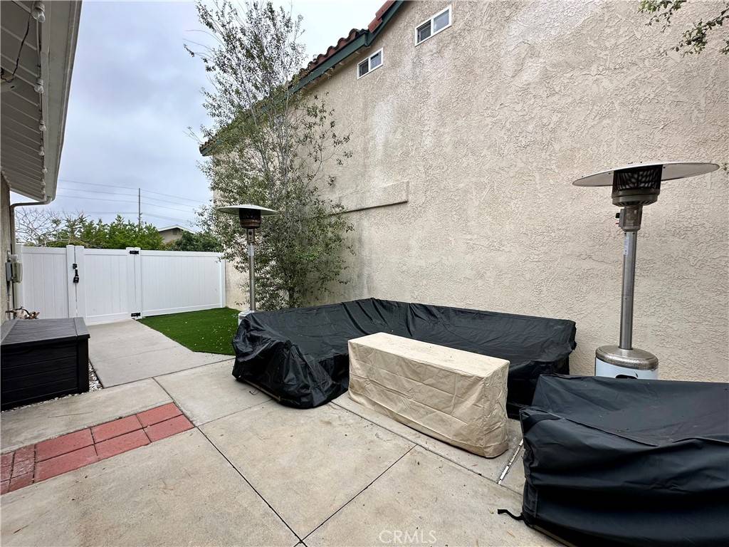 Huntington Beach, CA 92648,1842 Lake ST