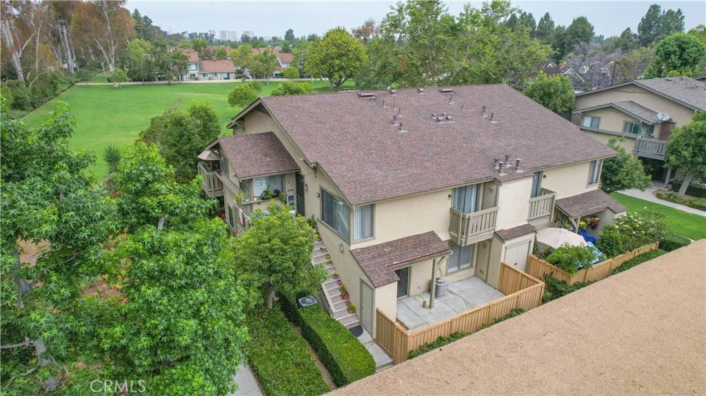 Irvine, CA 92614,44 Clearbrook