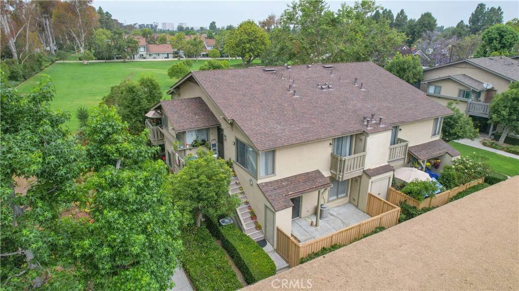 44 Clearbrook, Irvine, CA 92614