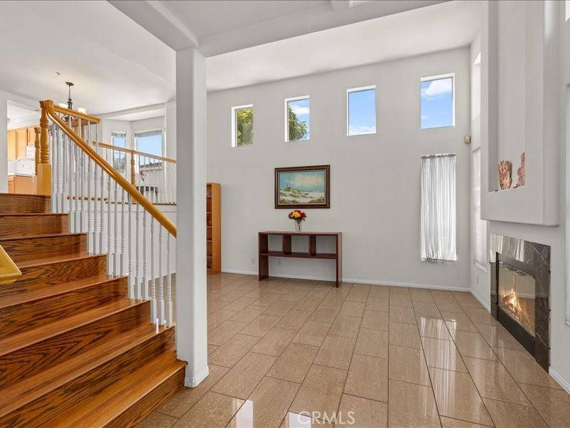 Huntington Beach, CA 92646,19025 Windridge LN