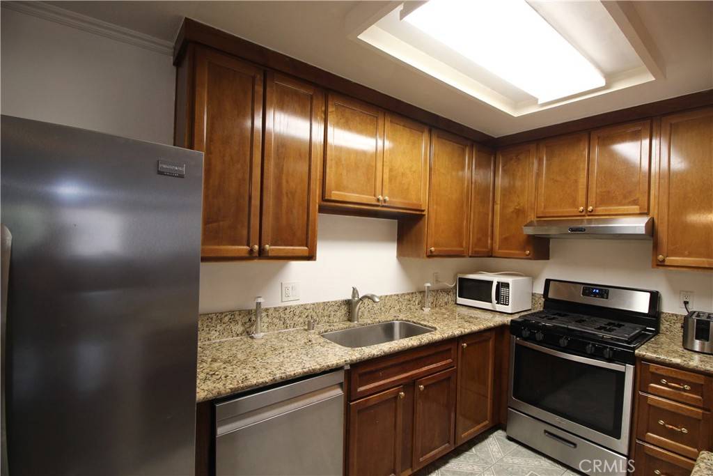 Santa Ana, CA 92707,1001 W Macarthur Blvd Unit 116
