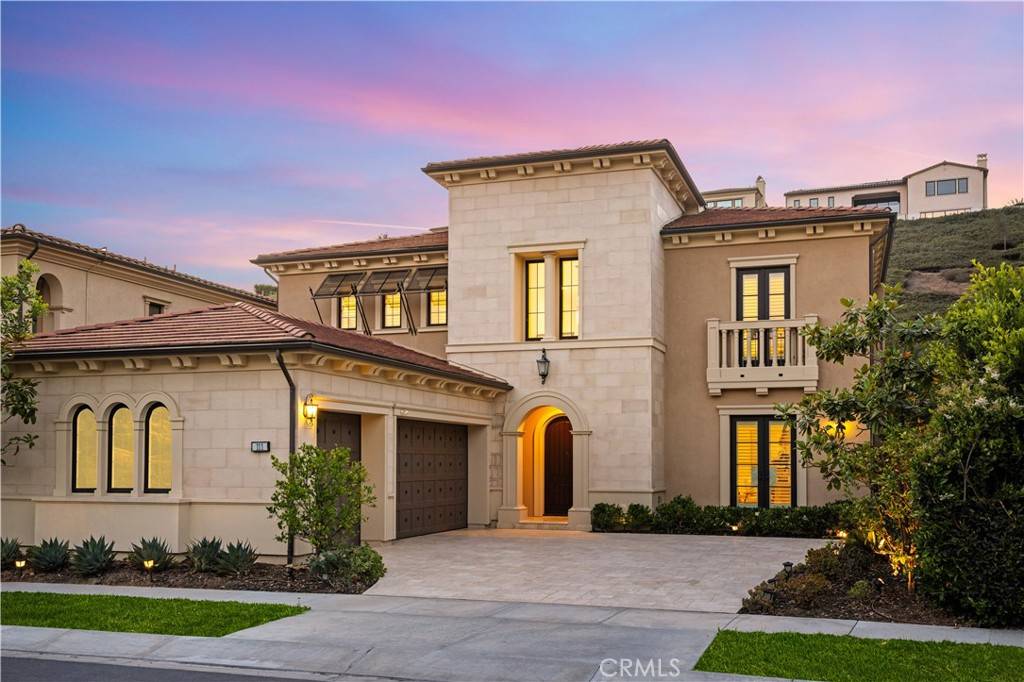 Irvine, CA 92602,111 great oak