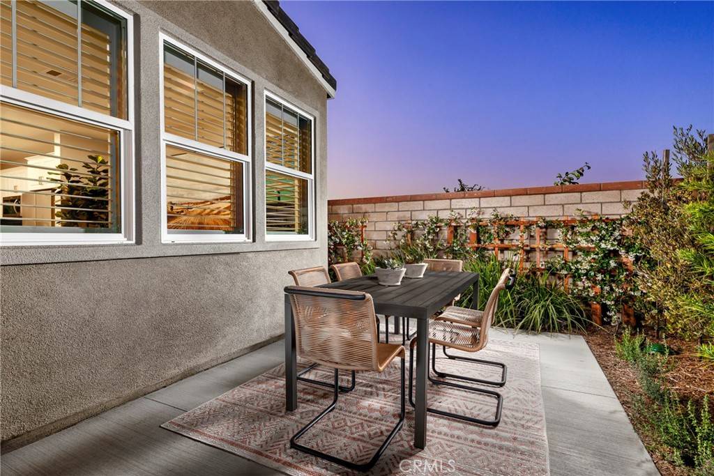 Ontario, CA 91761,4165 S. WINWOOD PASEO S