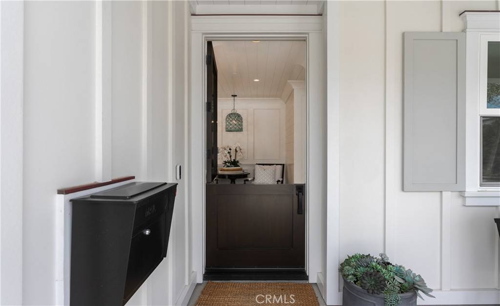 Corona Del Mar, CA 92625,521 Poinsettia AVE
