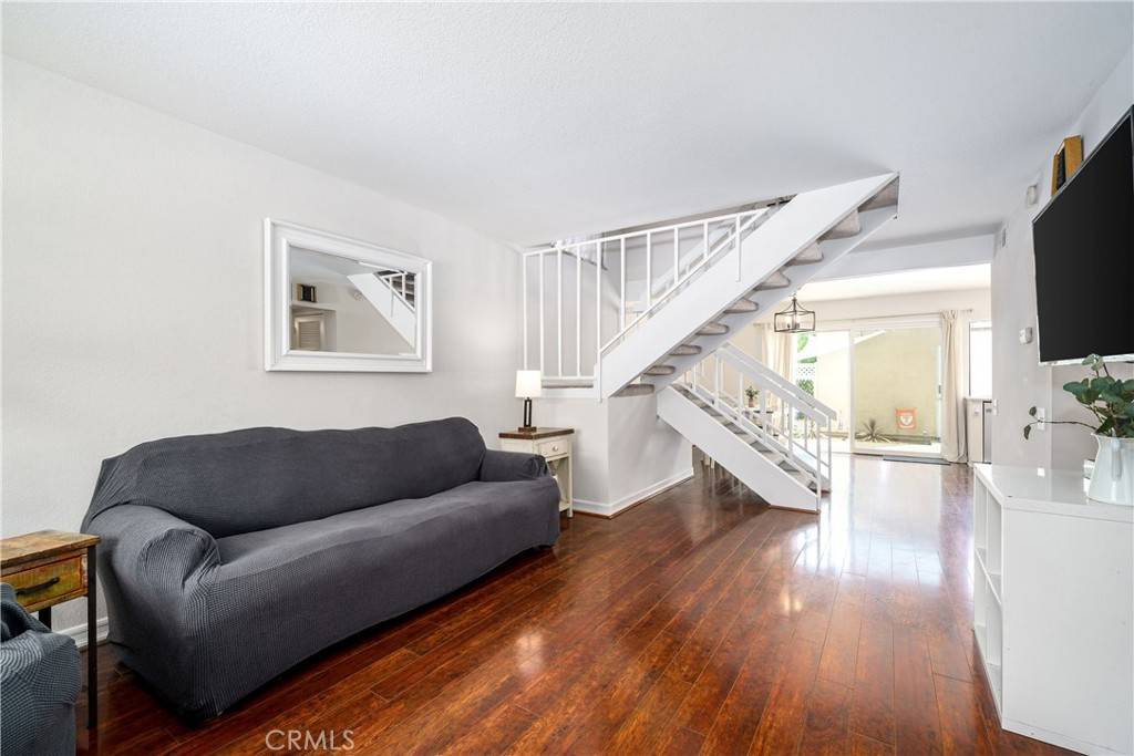 Brea, CA 92821,598 Elkwood CT