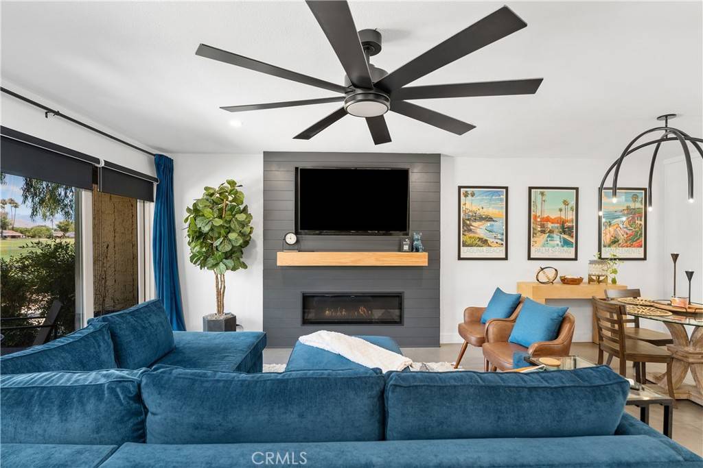 Palm Springs, CA 92264,2423 Los Patos