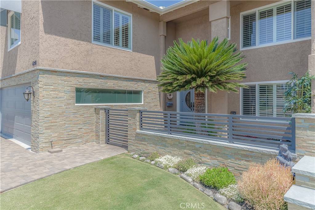 Huntington Beach, CA 92647,6841 Loyola DR