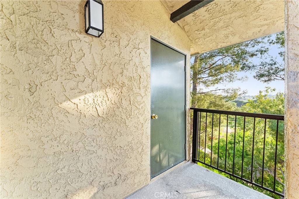Laguna Hills, CA 92653,25521 Indian Hill LN #L
