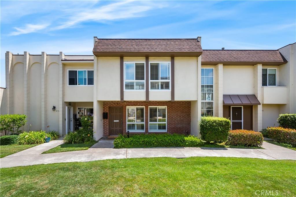 9705 Port Royal CIR, Huntington Beach, CA 92646