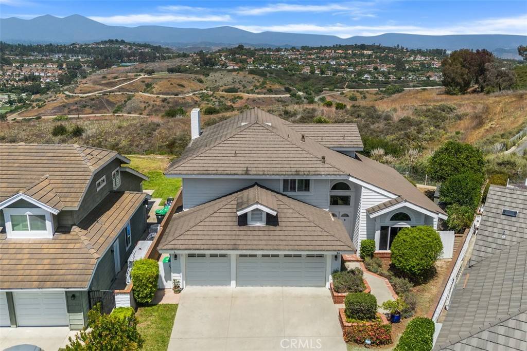 Laguna Niguel, CA 92677,31 Russell LN