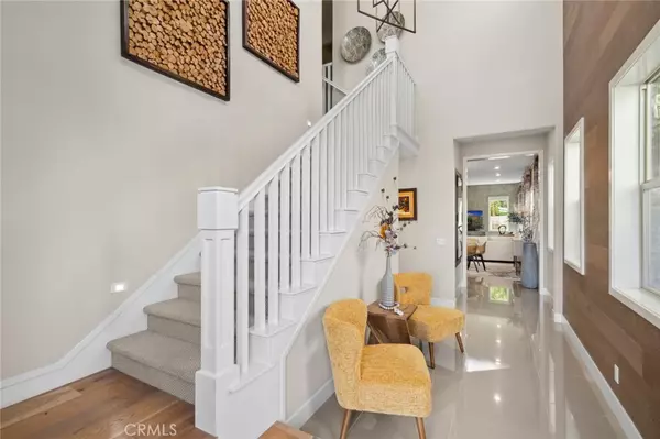 Irvine, CA 92618,131 Spiral