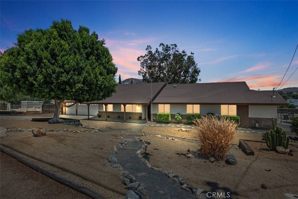 2703 Reservoir DR, Norco, CA 92860