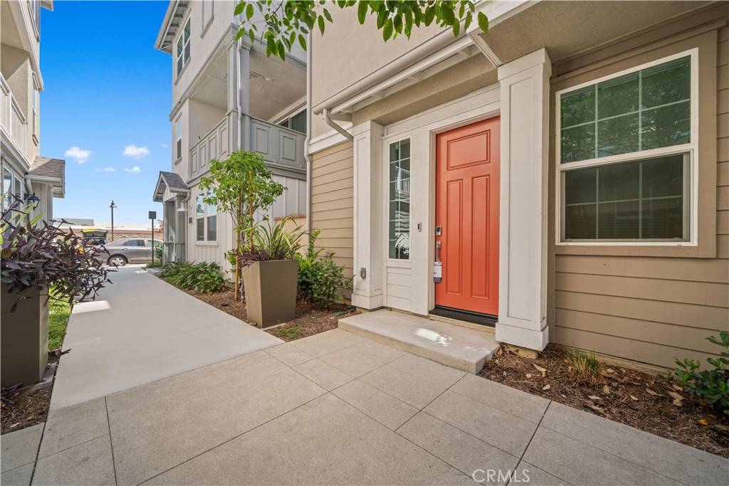 Anaheim, CA 92801,1042 N Anaheim Blvd #2