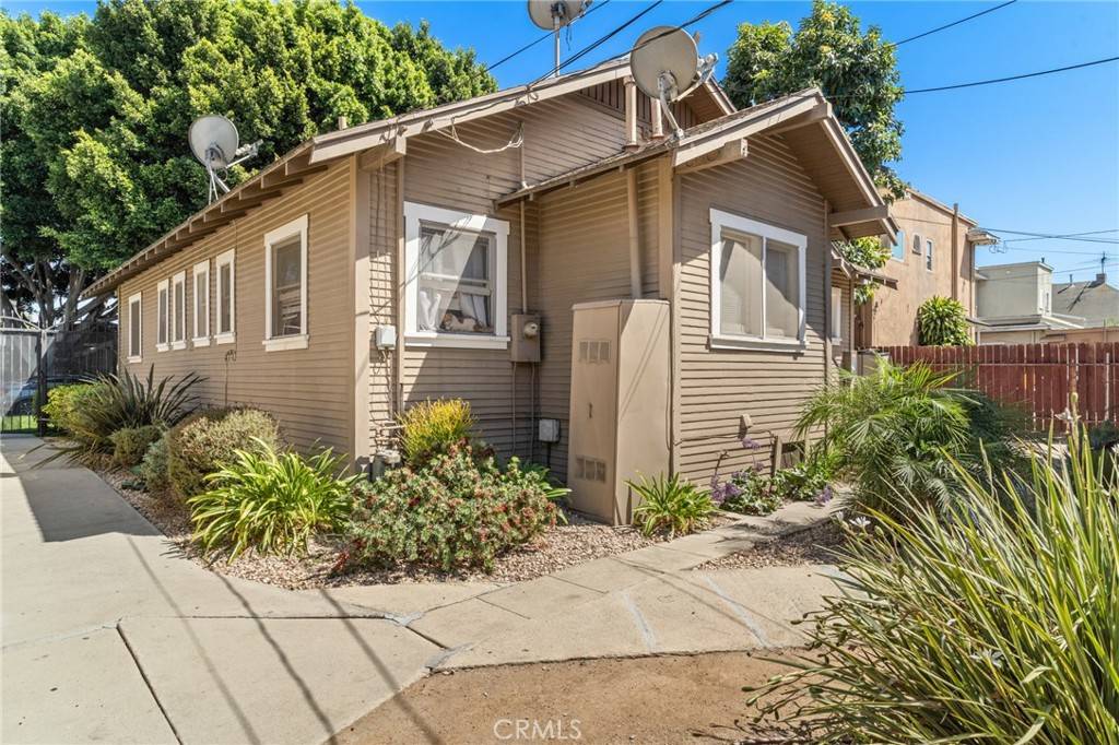 Long Beach, CA 90813,833 Cherry AVE