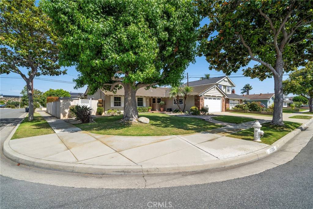 Fountain Valley, CA 92708,17290 Ash ST