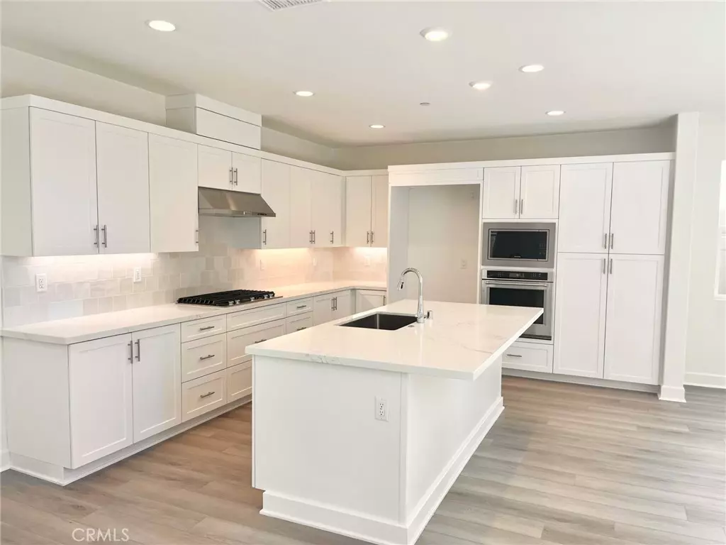 Ventura, CA 93004,312 S Nevada AVE