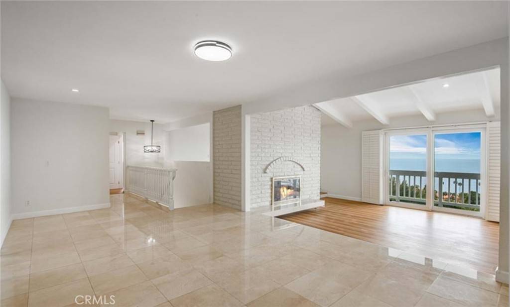Rancho Palos Verdes, CA 90275,7183 Avenida Altisima