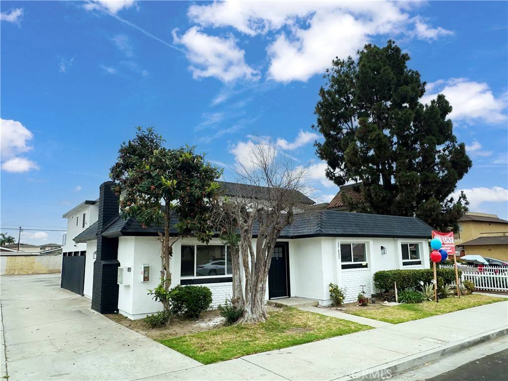 17412 Dairyview CIR #D, Huntington Beach, CA 92647