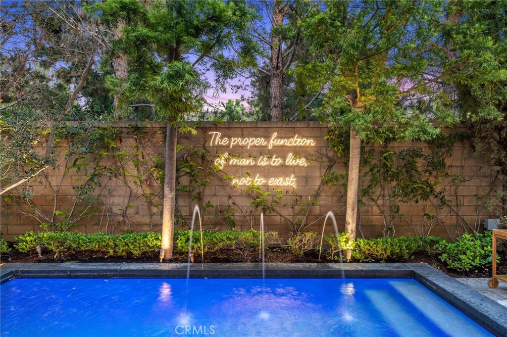 Irvine, CA 92618,24 Tesoro