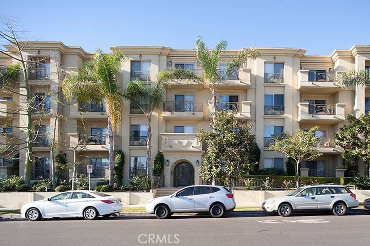 Los Angeles, CA 90025,1417 S Westgate AVE #201