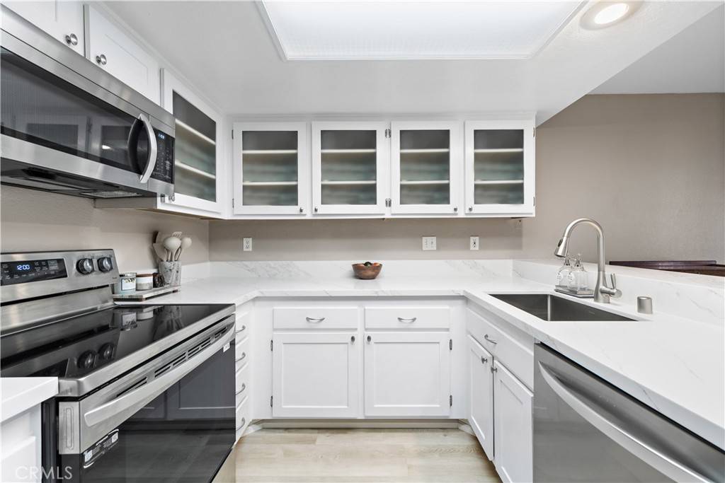 Orange, CA 92869,192 S Cross Creek RD #K