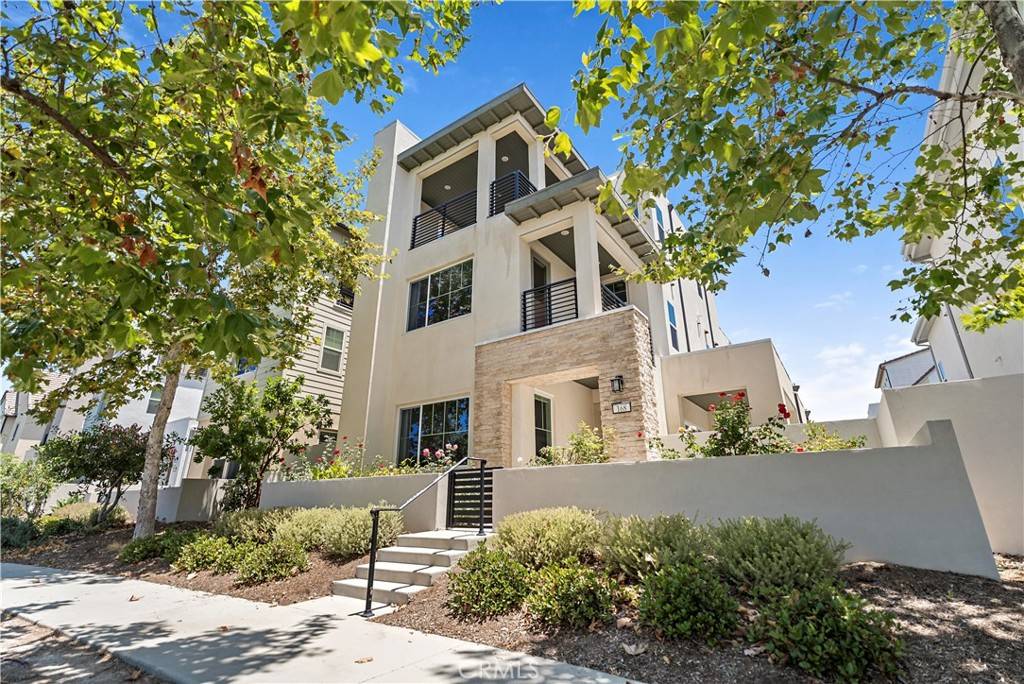 Irvine, CA 92618,168 Perspective