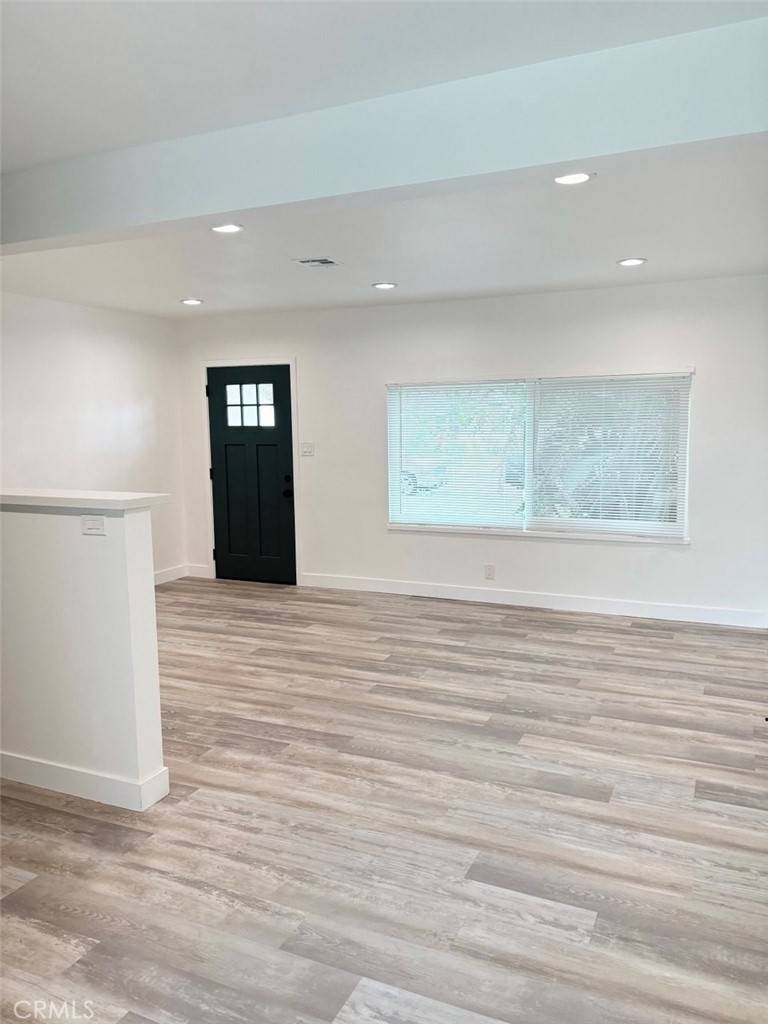 Westminster, CA 92683,8081 16th ST