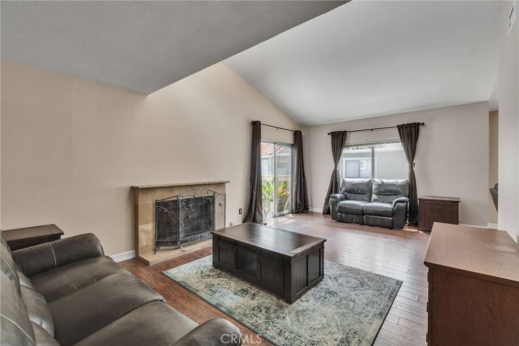 Diamond Bar, CA 91765,960 Golden Springs DR #G