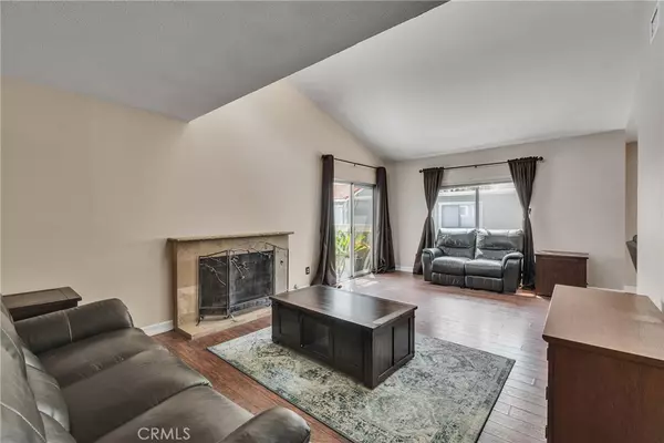 Diamond Bar, CA 91765,960 Golden Springs DR #G
