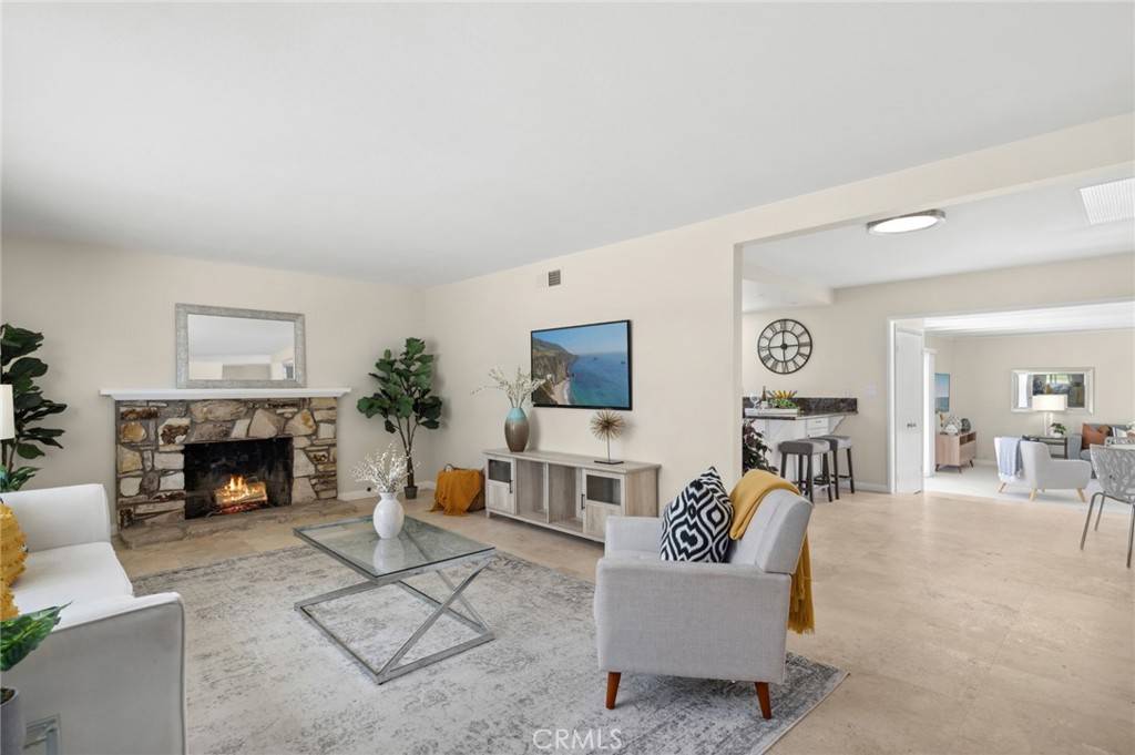 18643 Las Flores ST, Fountain Valley, CA 92708