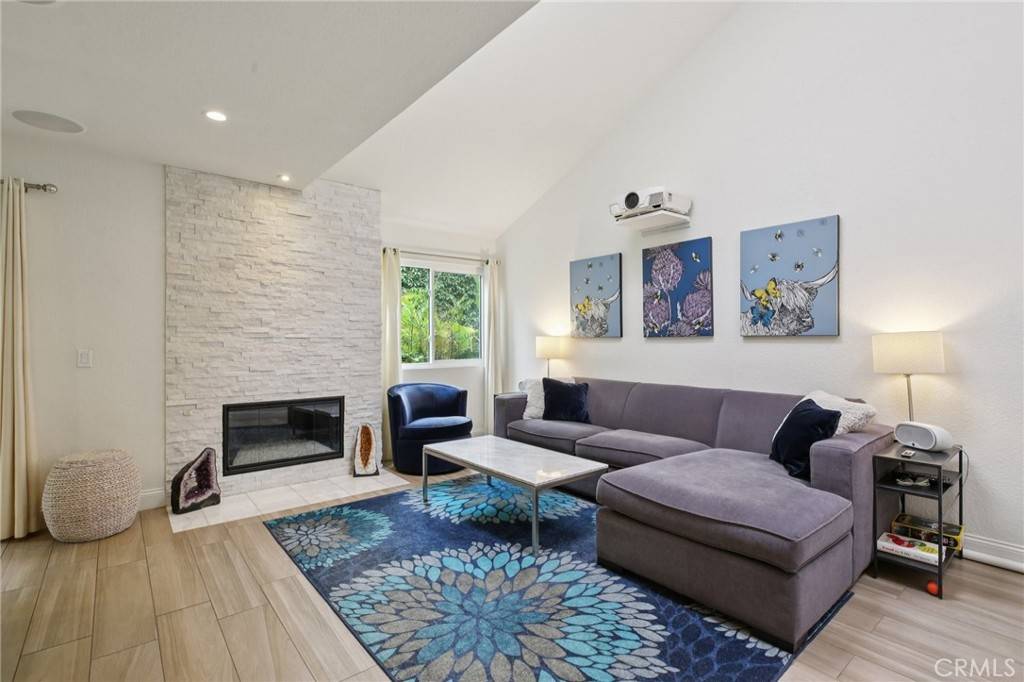 Laguna Beach, CA 92651,306 San Nicholas Court