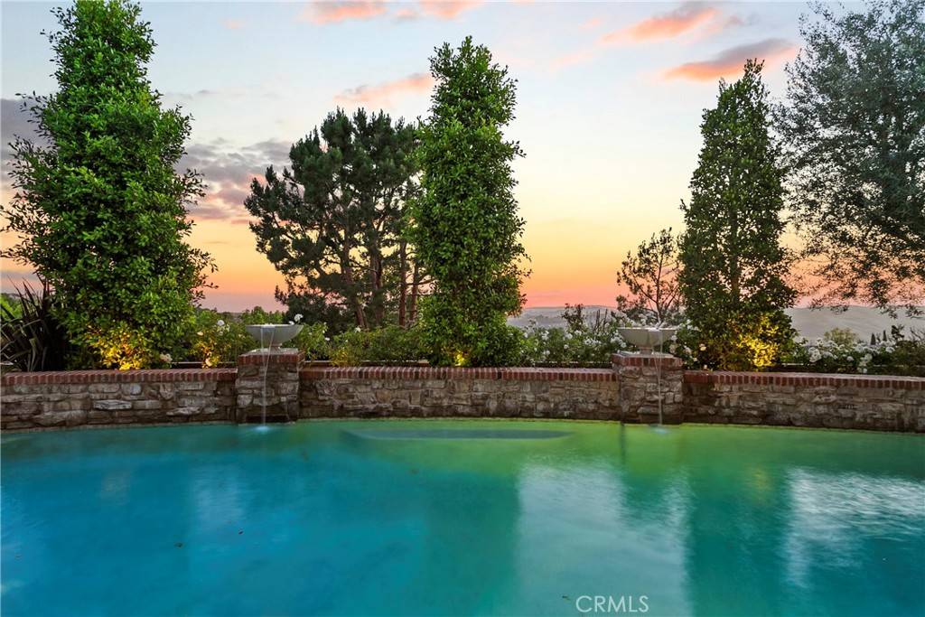 Ladera Ranch, CA 92694,4 Thomas Road