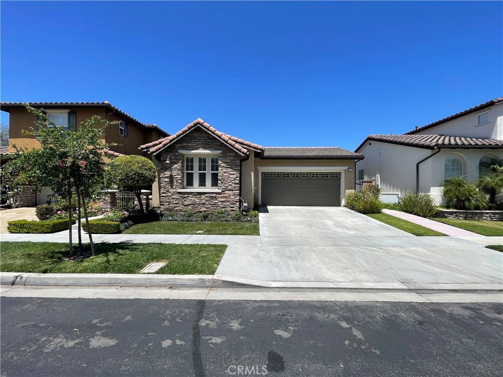 Irvine, CA 92602,25 Saintsbury