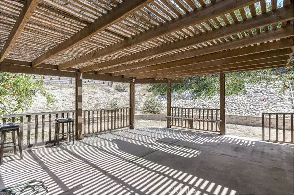 Riverside, CA 92506,6318 Westview DR