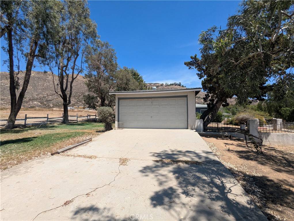 Moreno Valley, CA 92557,8974 Pigeon Pass RD