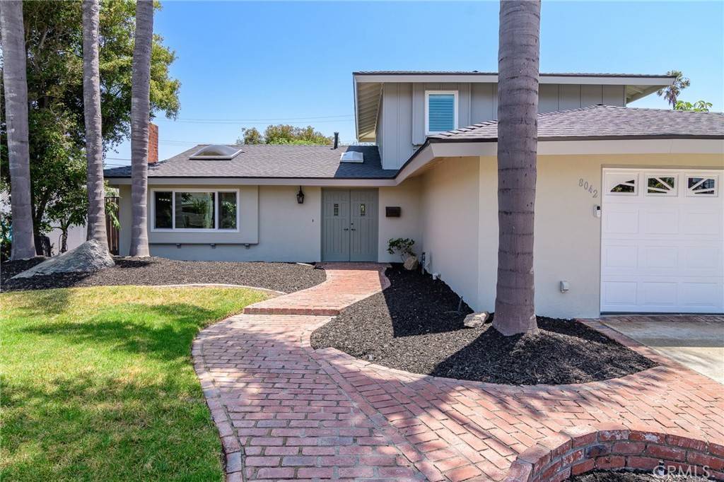 Huntington Beach, CA 92646,8042 Driftwood DR