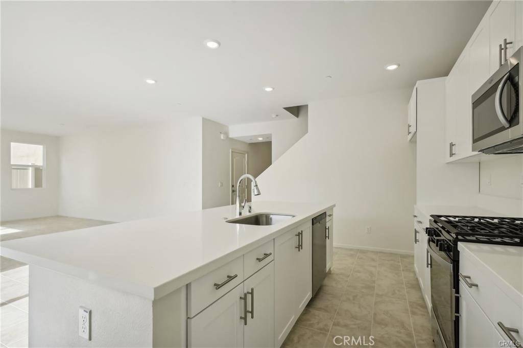 Yucaipa, CA 92399,34261 Summer LN