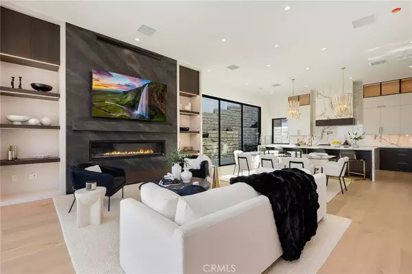 North Tustin, CA 92705,19031 Fowler AVE