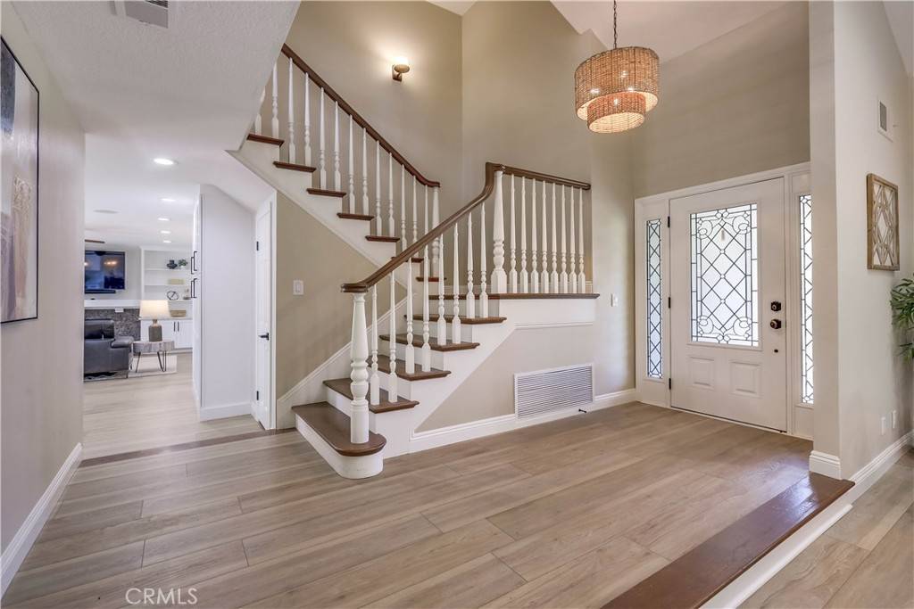 Lake Forest, CA 92630,25011 Calle Madera