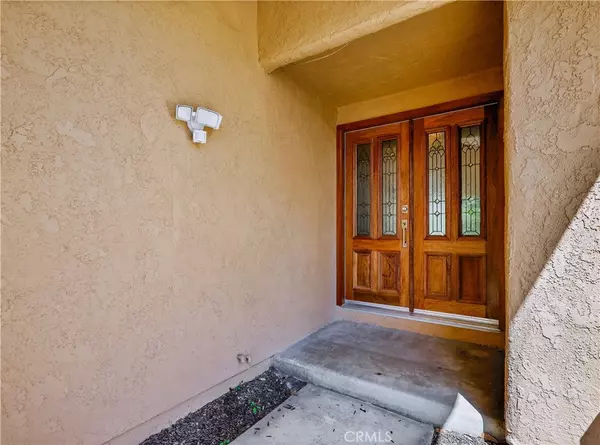 Mission Viejo, CA 92691,22182 Platino
