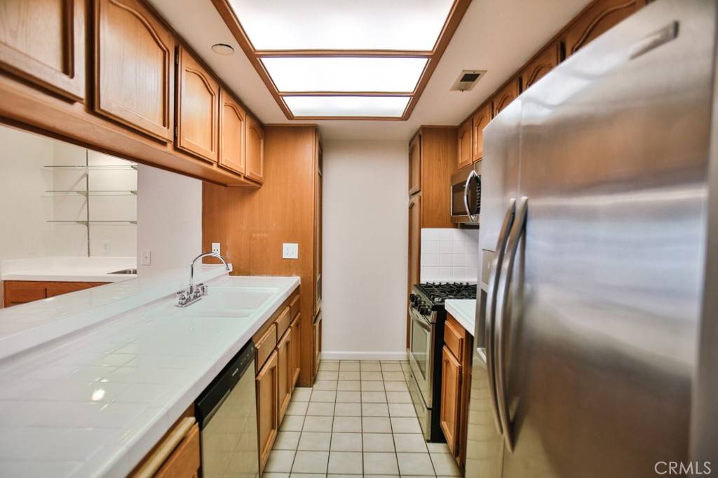 Fountain Valley, CA 92708,11600 Warner AVE #428