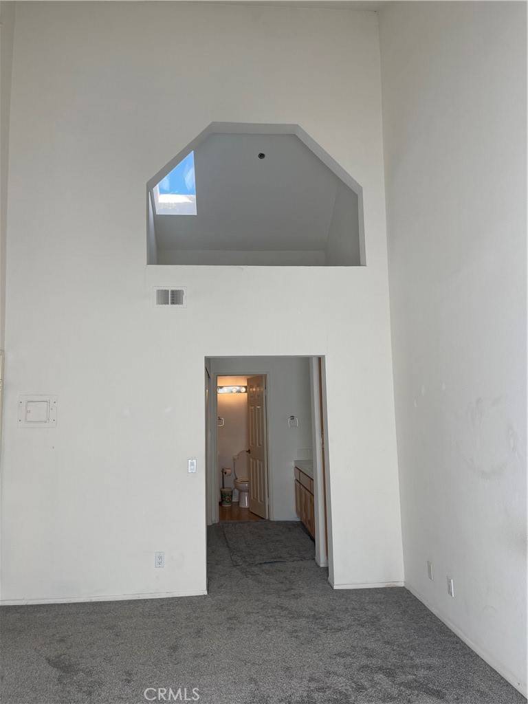 Huntington Beach, CA 92646,20301 Bluffside CIR #D406